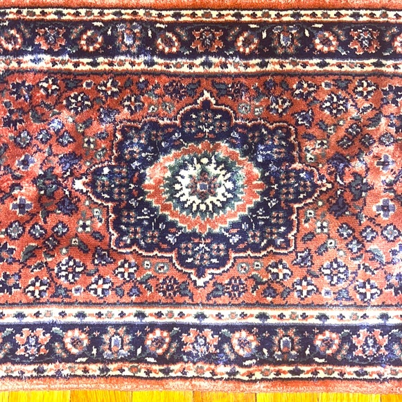 Small Runner Rug Tapestry - Picture 4 of 5